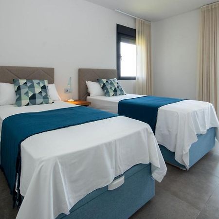 Luxury Apartment Stunning Seaview Bs 3104 Манилва Экстерьер фото