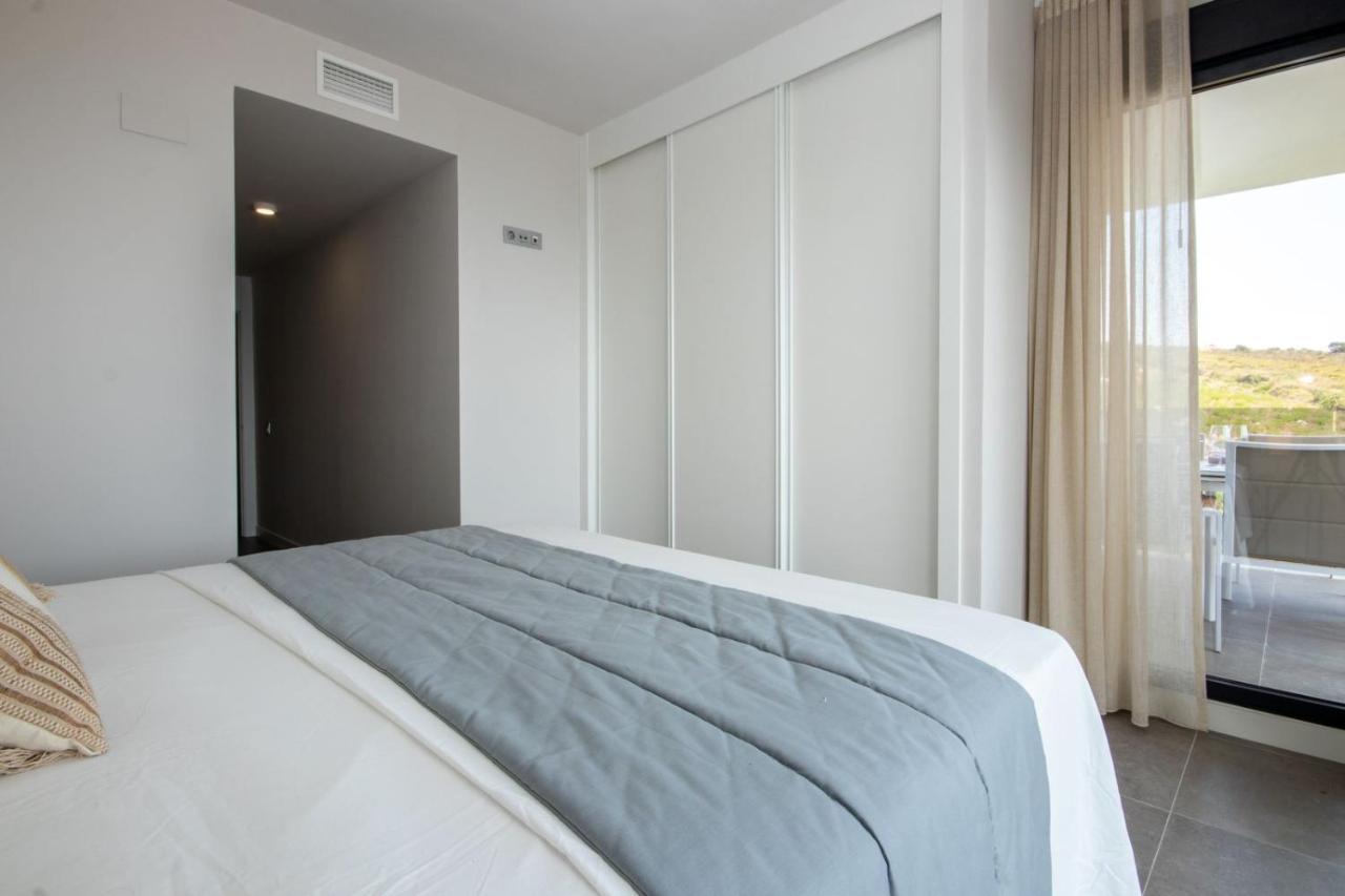 Luxury Apartment Stunning Seaview Bs 3104 Манилва Экстерьер фото