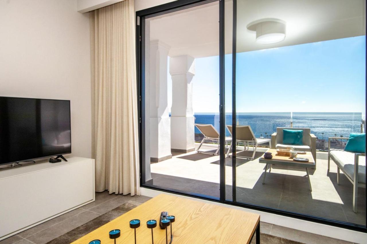 Luxury Apartment Stunning Seaview Bs 3104 Манилва Экстерьер фото