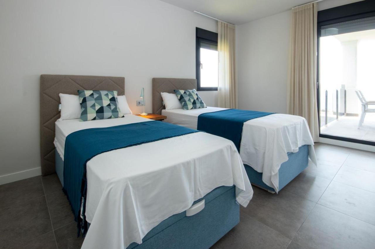 Luxury Apartment Stunning Seaview Bs 3104 Манилва Экстерьер фото
