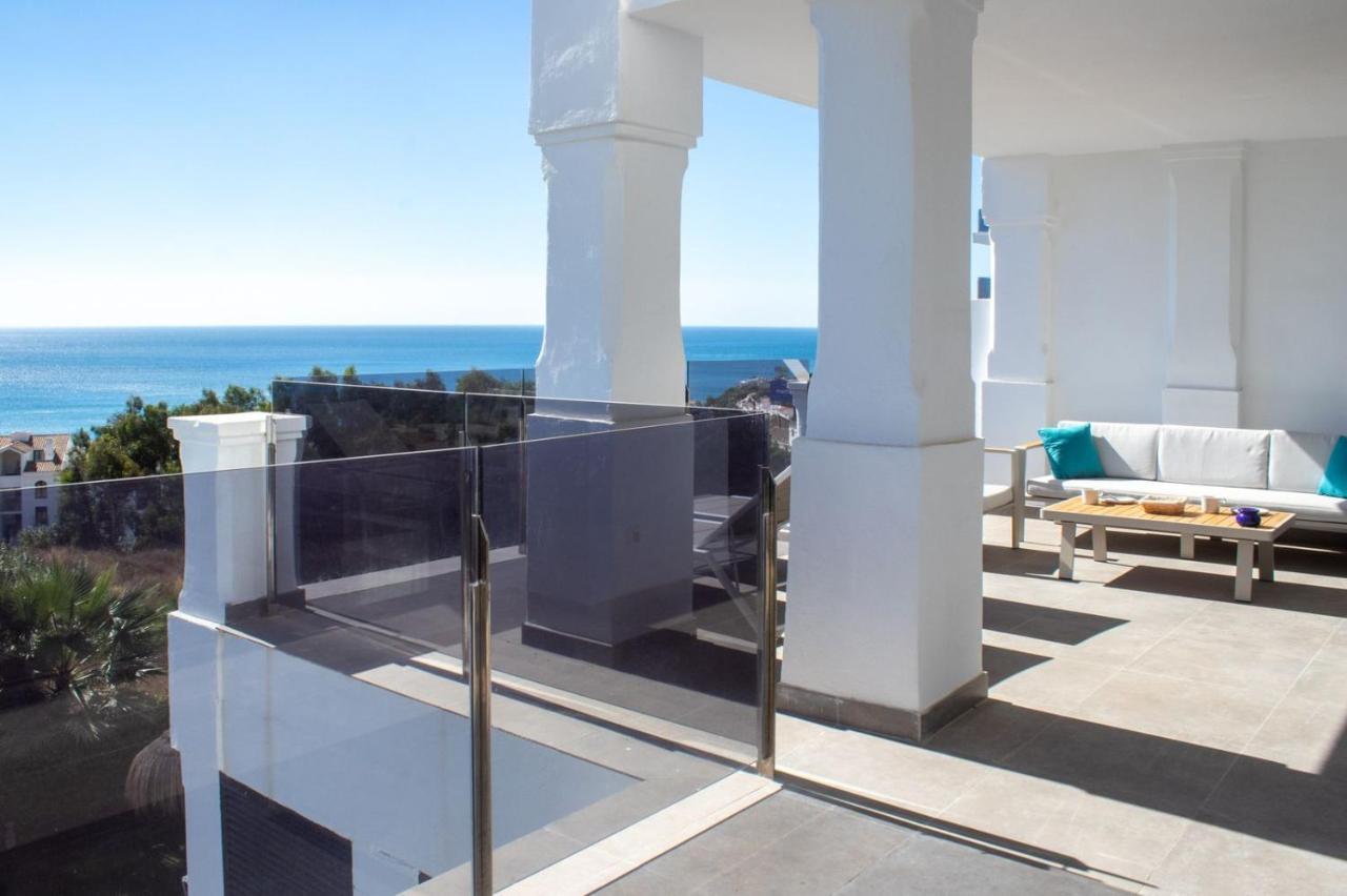 Luxury Apartment Stunning Seaview Bs 3104 Манилва Экстерьер фото